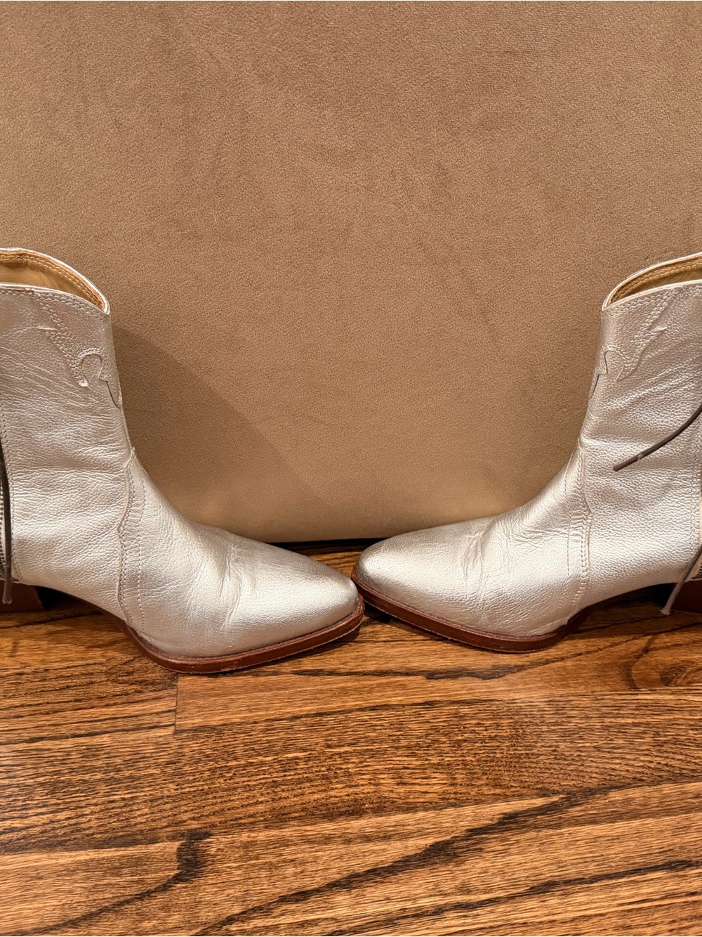 Free People New Frontier Silver Leather Western Ankle Booties - Picture 3 of 5